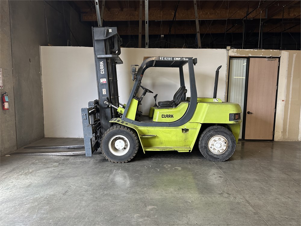 Clark "CMP75SD" Forklift