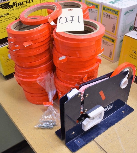 (70) ROLLS OF TAPE AND TAPE SEALING MACHINE FOR PACKACKING