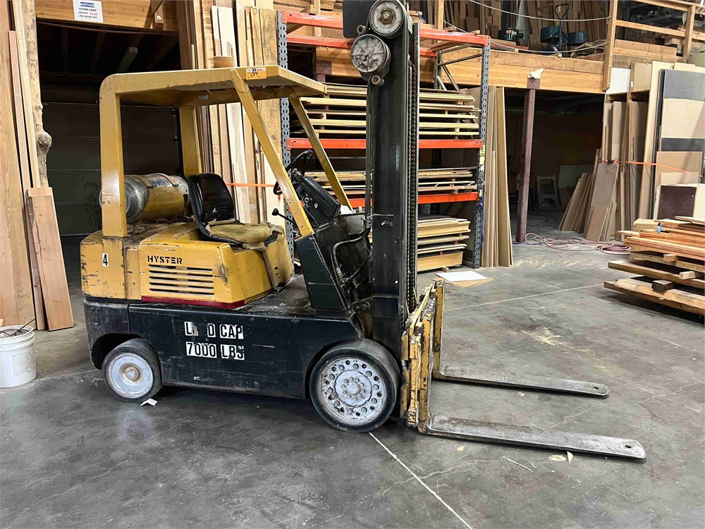 Hyster "S70E" Forklift