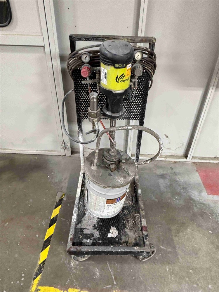 Kremlin "30-C25" Paint Pump