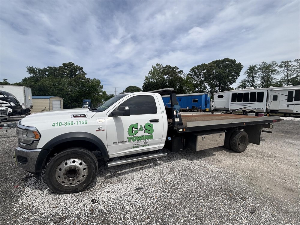 Dodge Ram 5500 Rollback Tow Truck (2020)