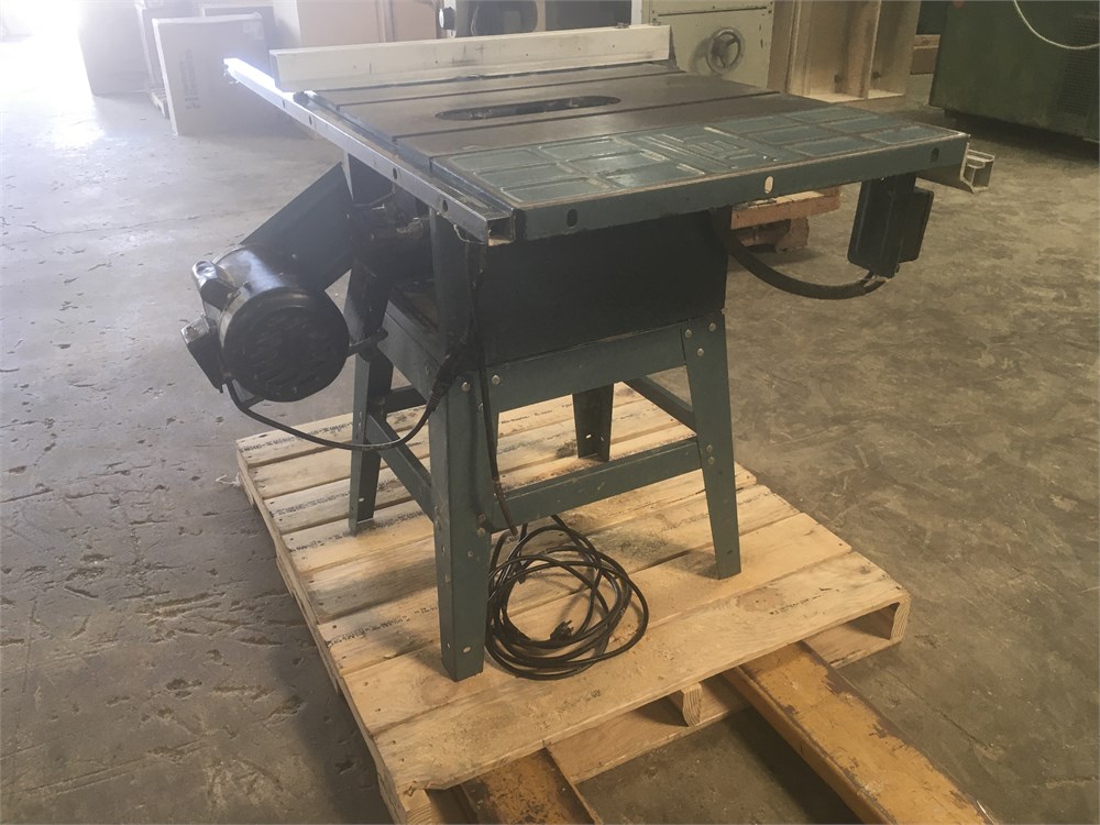Jet Contractor Table Saw