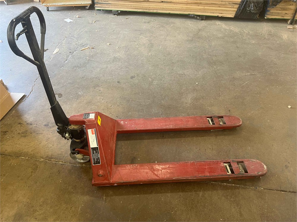 Dayton "4YX96" Pallet Jack