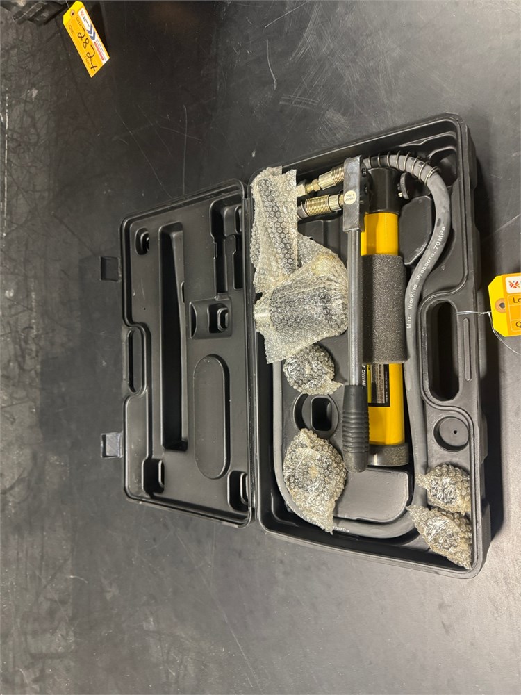 Dewalt Hydraulic Punch Driver Kit