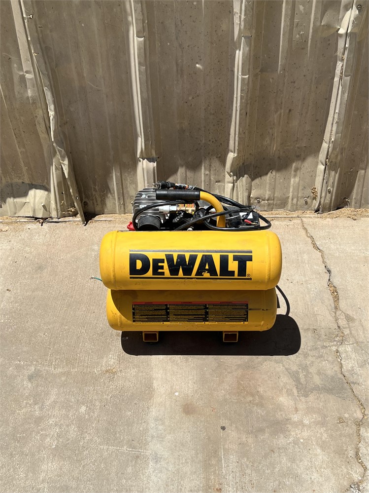 DeWalt Portable Air Compressor (Working Condition Unknown)