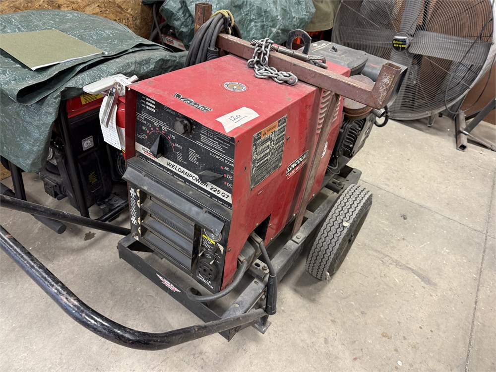 Lincoln "225 G7" Arc Welder