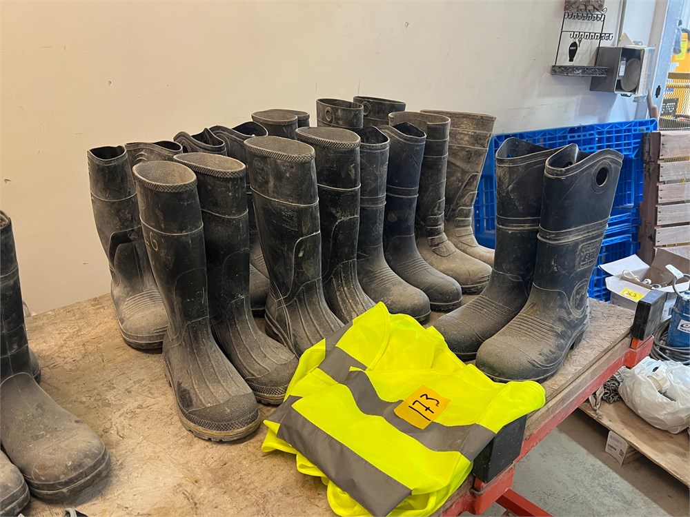 Lot of Assorted Sized Boots & Safety Vests