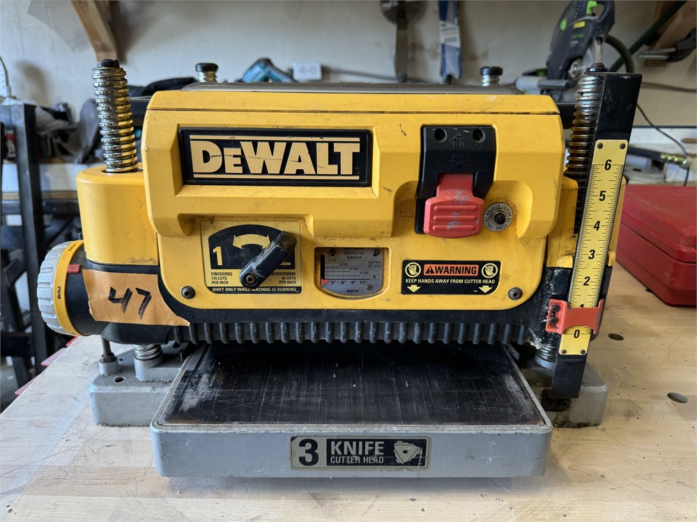 DeWalt "DW735" Portable Planer