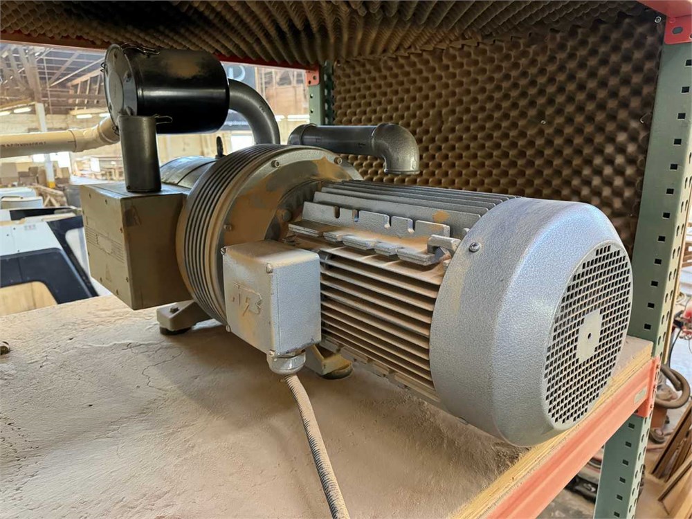 Rietschle "VTR-250 Macro" Vacuum Pump