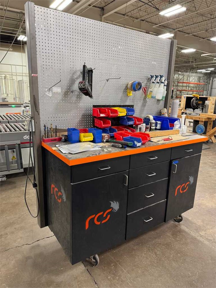 Mobile Workstation w/Contents