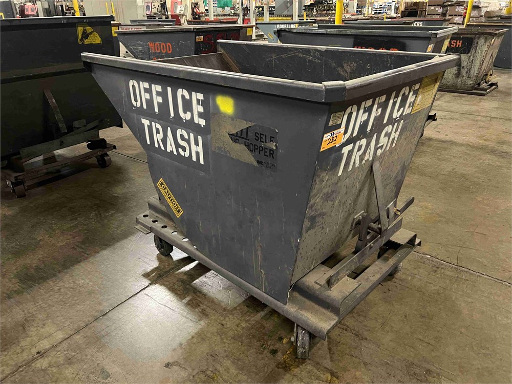 Self Dumping Hopper