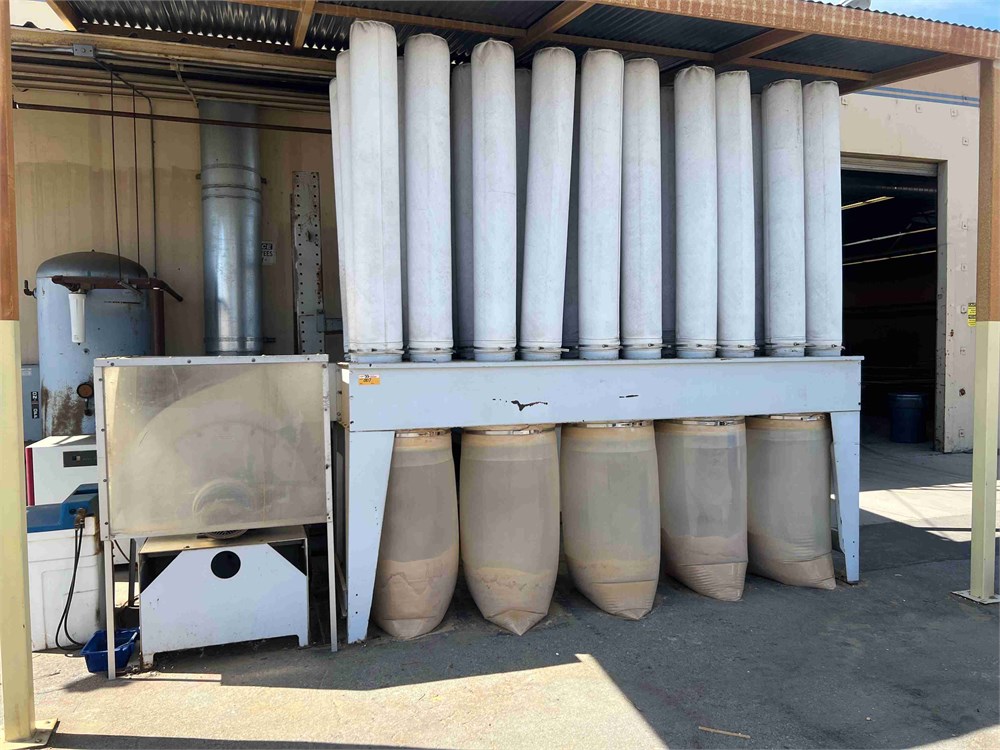 LMC "572IRWC-H" Dust Collector