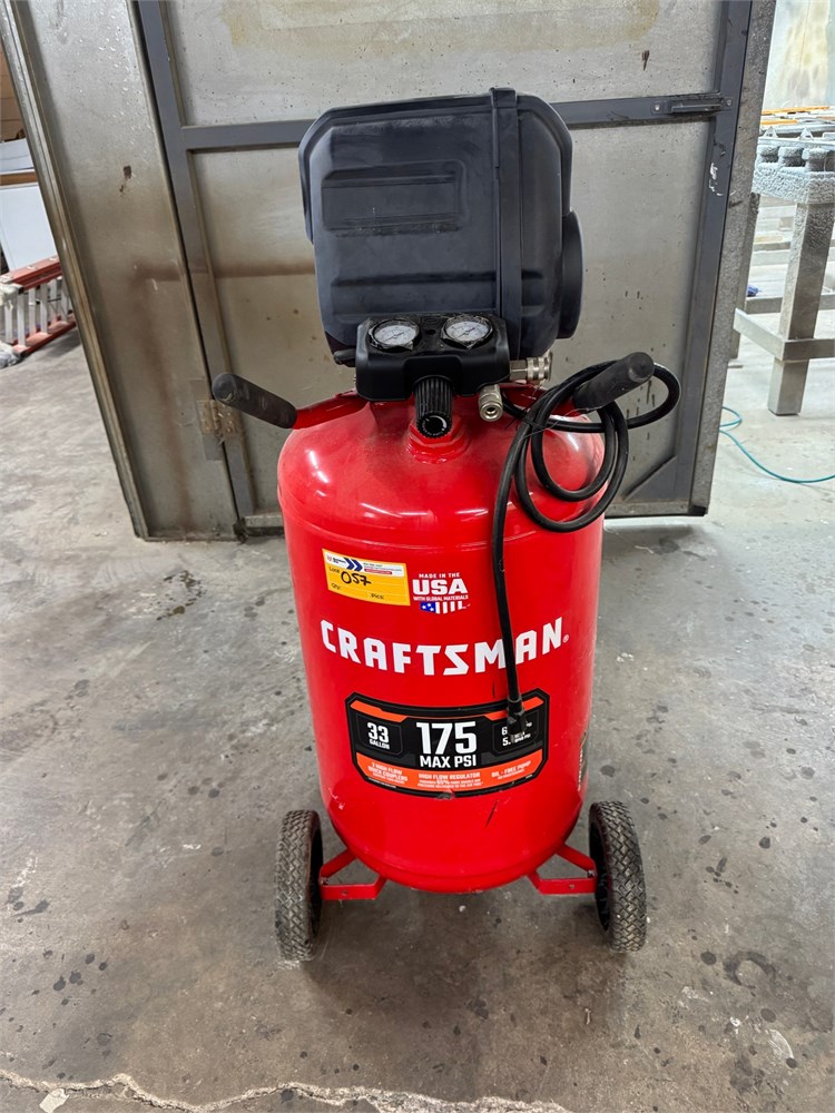 Craftsman "CMXECXM331" Air Compressor
