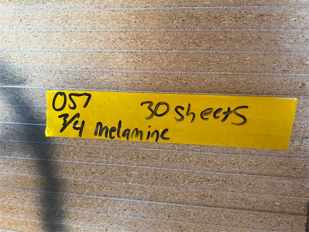 30 Sheets of 4' x 8' 3/4" Melamine