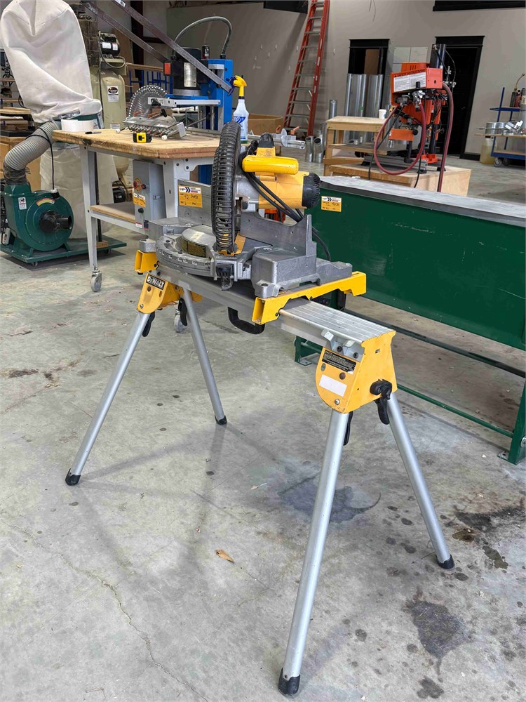 DeWalt "DW715" Compound Miter Saw & Stand