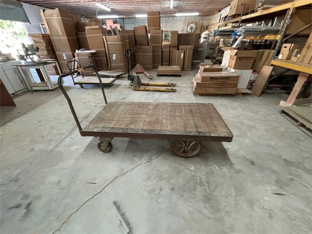 Hamilton Wooden Shop Cart