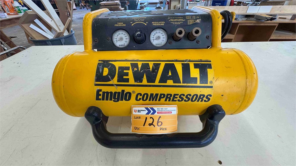 DeWalt "D55155" Air Compressor