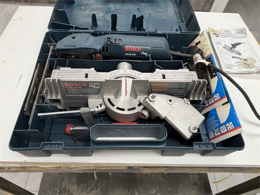 Bosch "1640VS" Power Handsaw