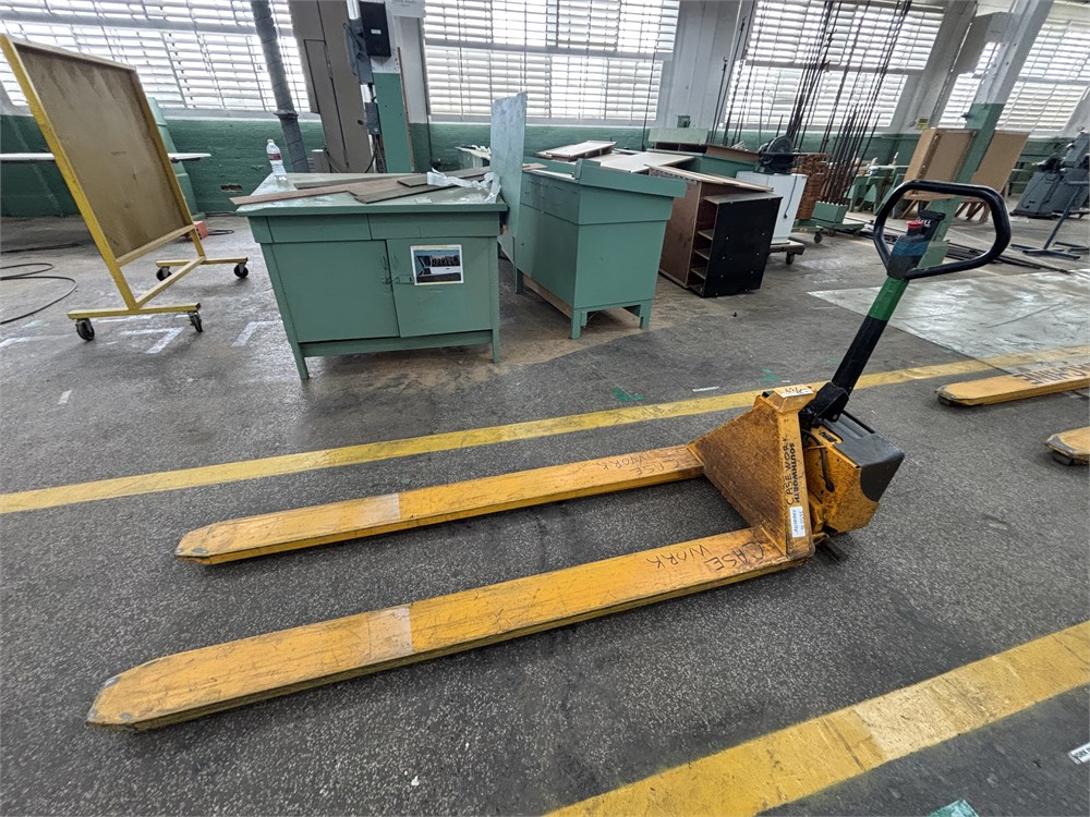 Southworth "PT-33-EX" Powered Pallet Jack