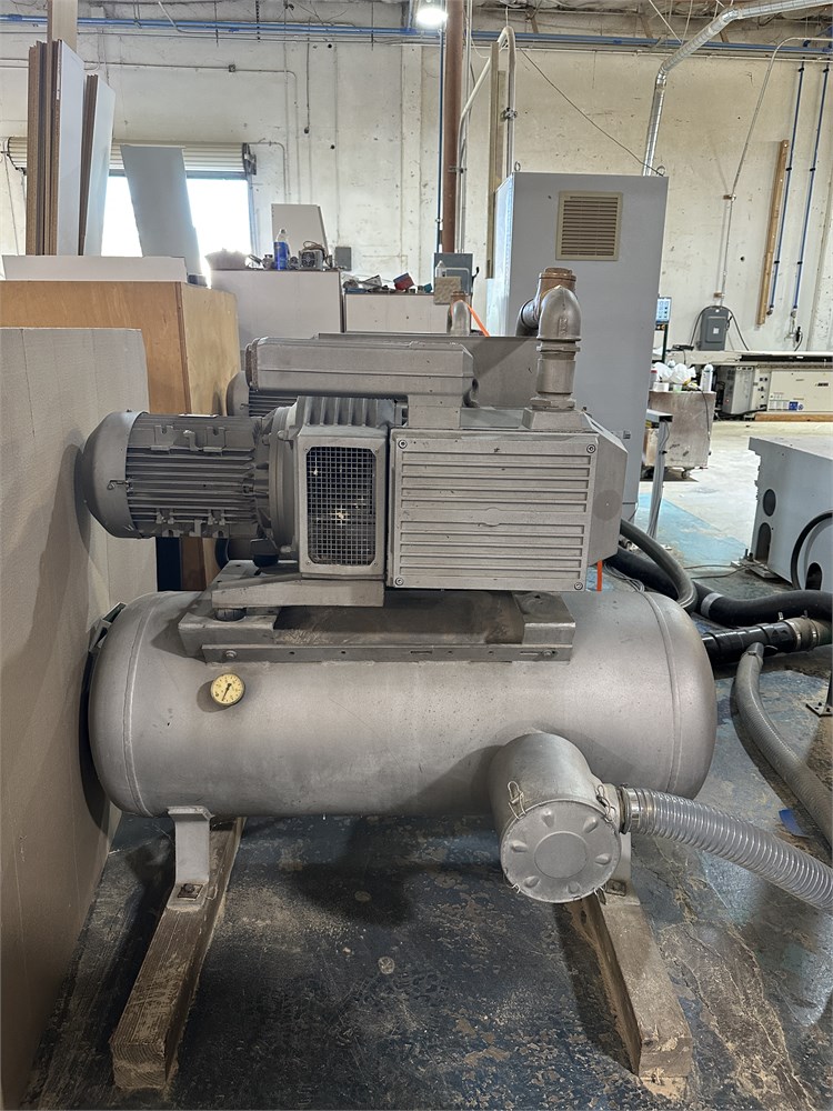 Becker "VTLF 250" Vacuum Pump