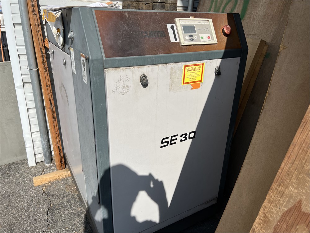 FS-Curtis 30-HP 120-Gallon Rotary Screw Air Compressor