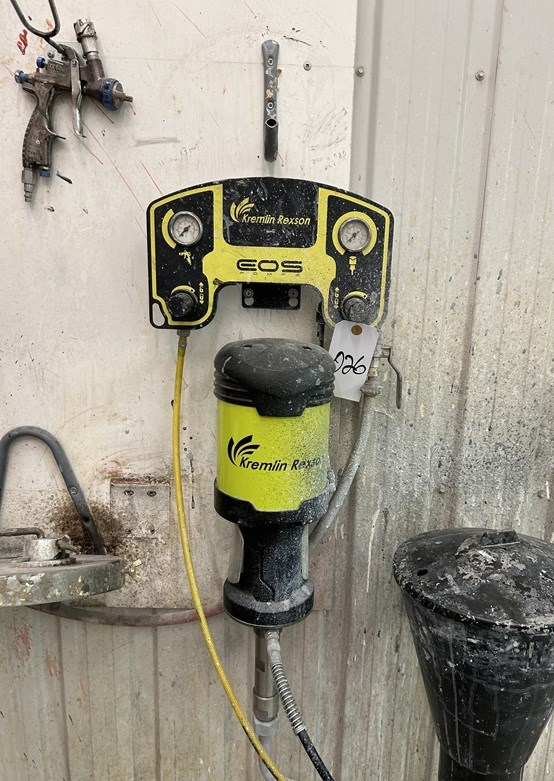 Kremlin Rexson Spray Pump & Gun - Durham, ON