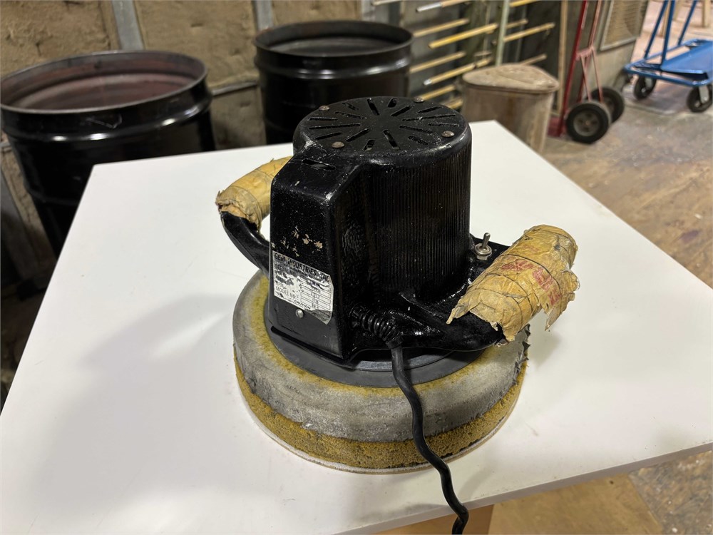 GEM Industries Electric Sander