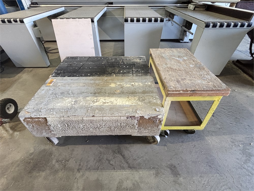 (3) Shop Carts - As Picturted