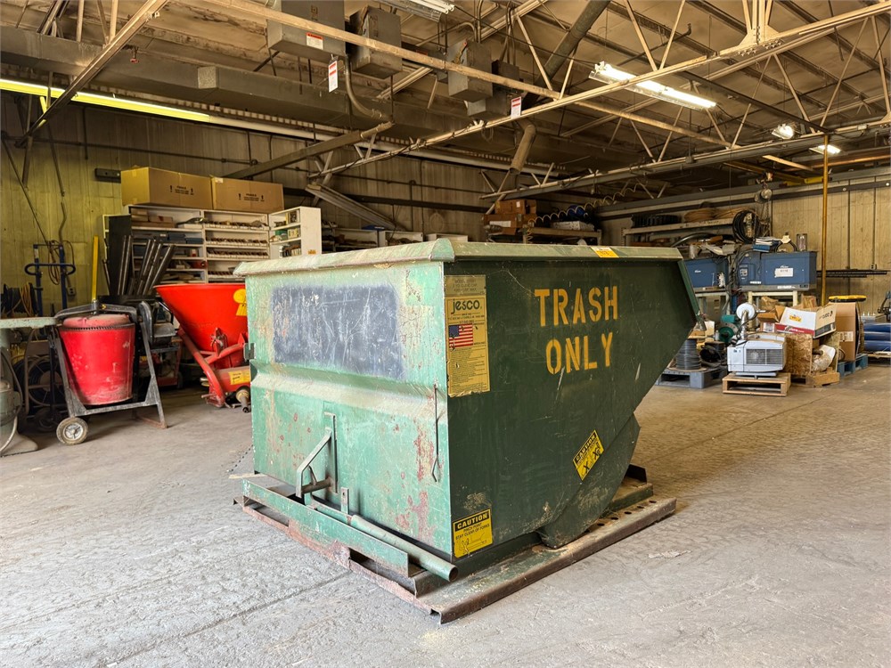 Self dumping Hopper