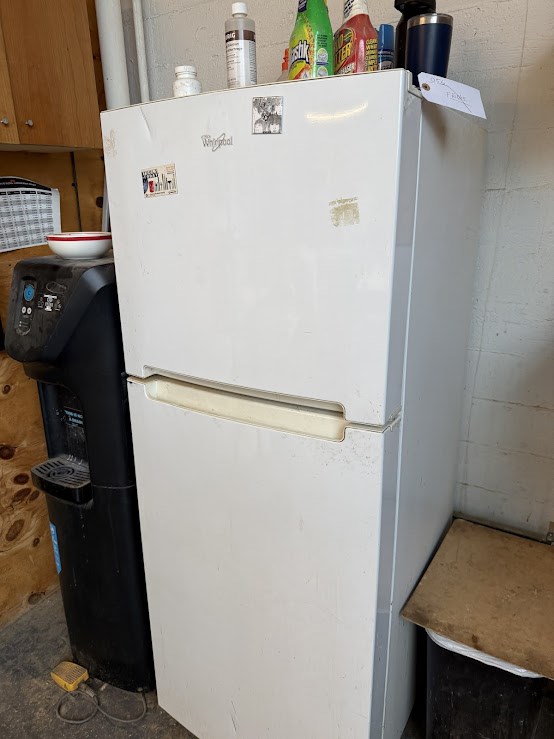 Refrigerator