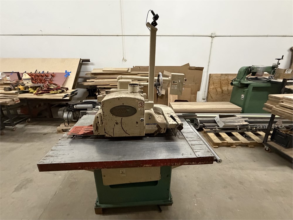 Grizzly "G0524" Straight Line Rip Saw