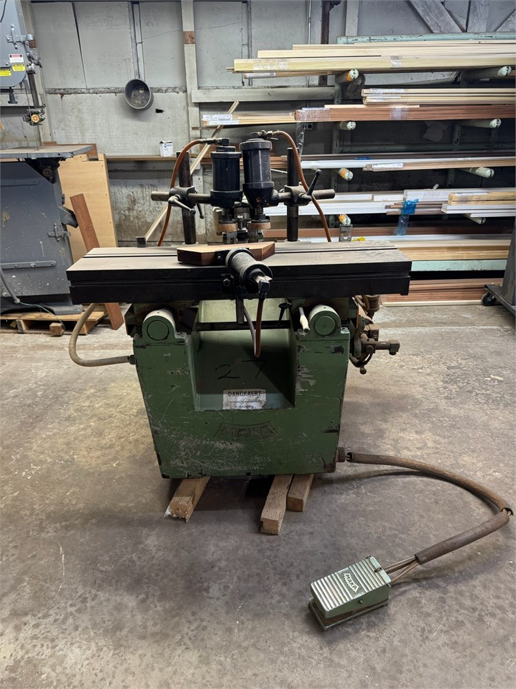Maka "DB-5" Mortiser