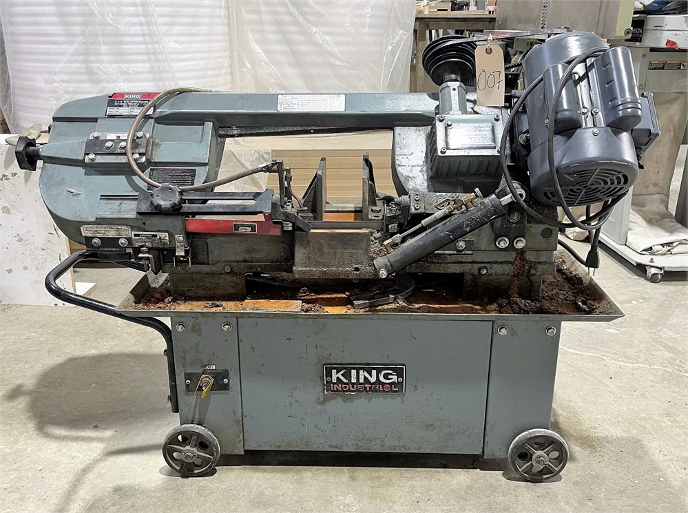 King Industrial KC-712BC 7" x 12" Metal Cutting Bandsaw