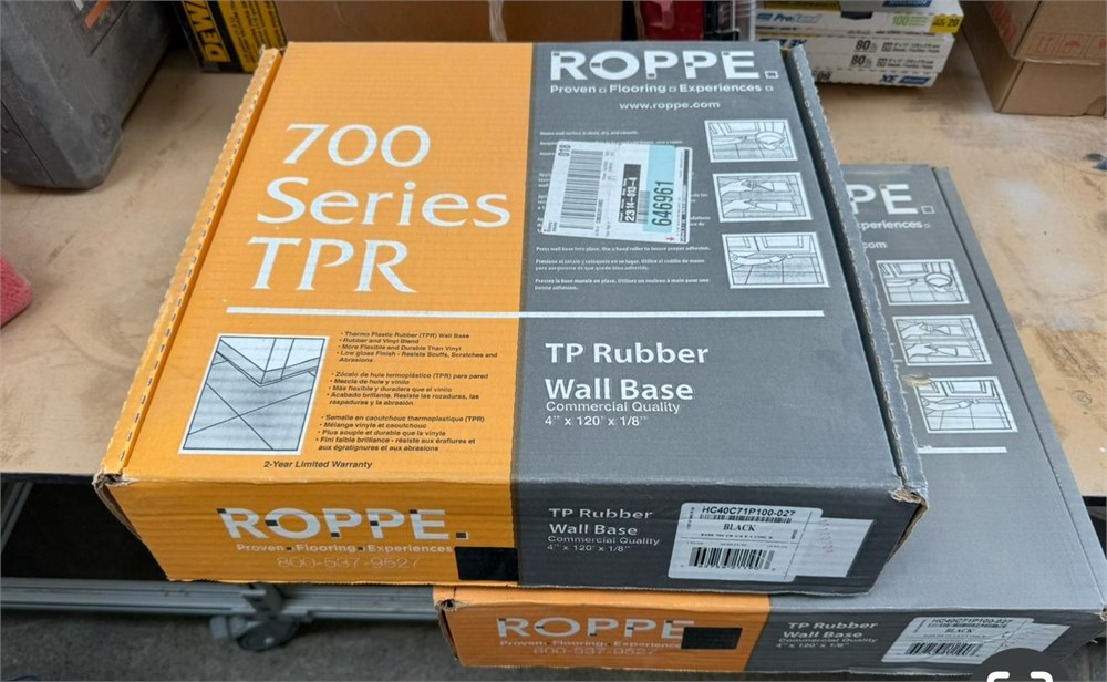 Roppe TP Rubber Wall Base