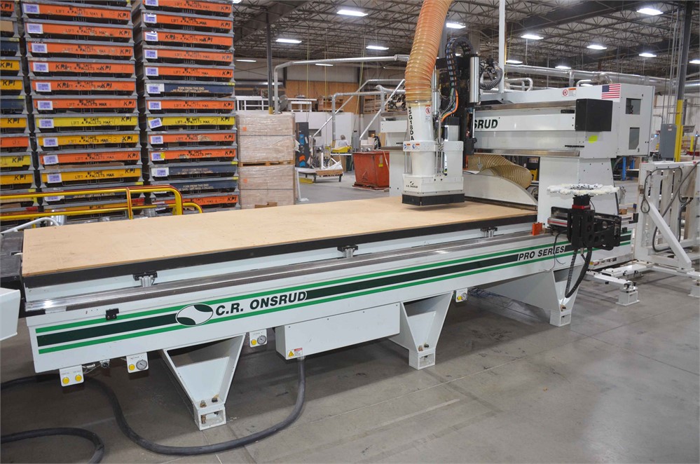 Onsrud "145G18DA" flat table with load and unload