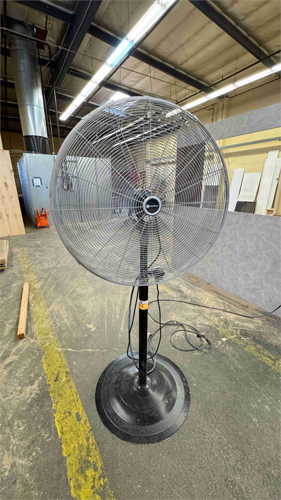 24" Pedestal  Fan