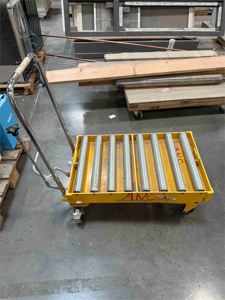 Material Cart With Conveyors