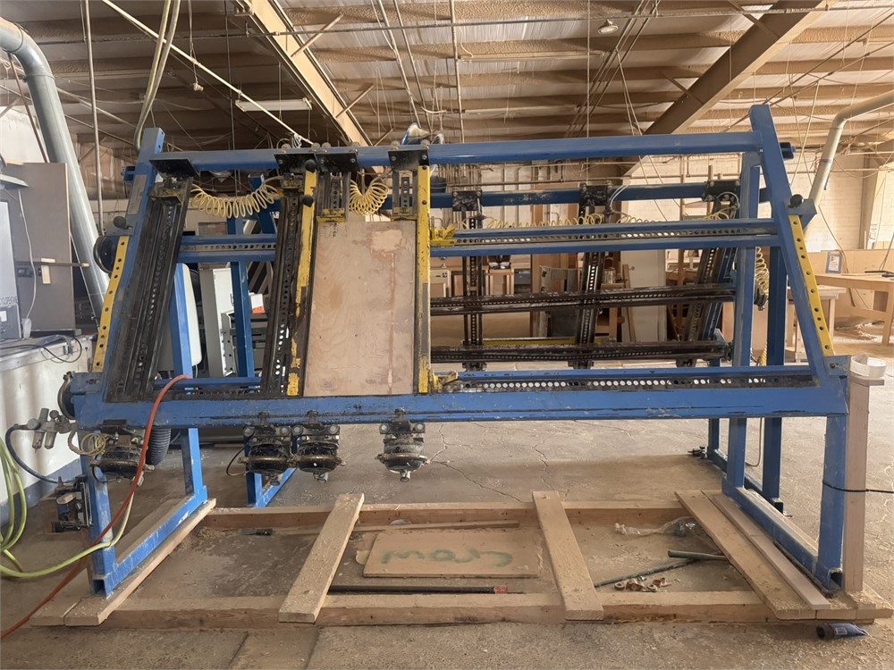 JLT "79K-8-DDC" 8' Pneumatic Clamp
