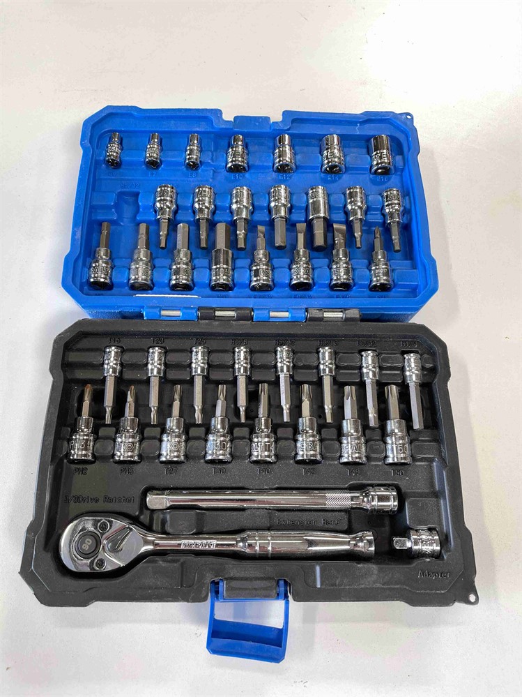 Kobalt Socket Wrench Set