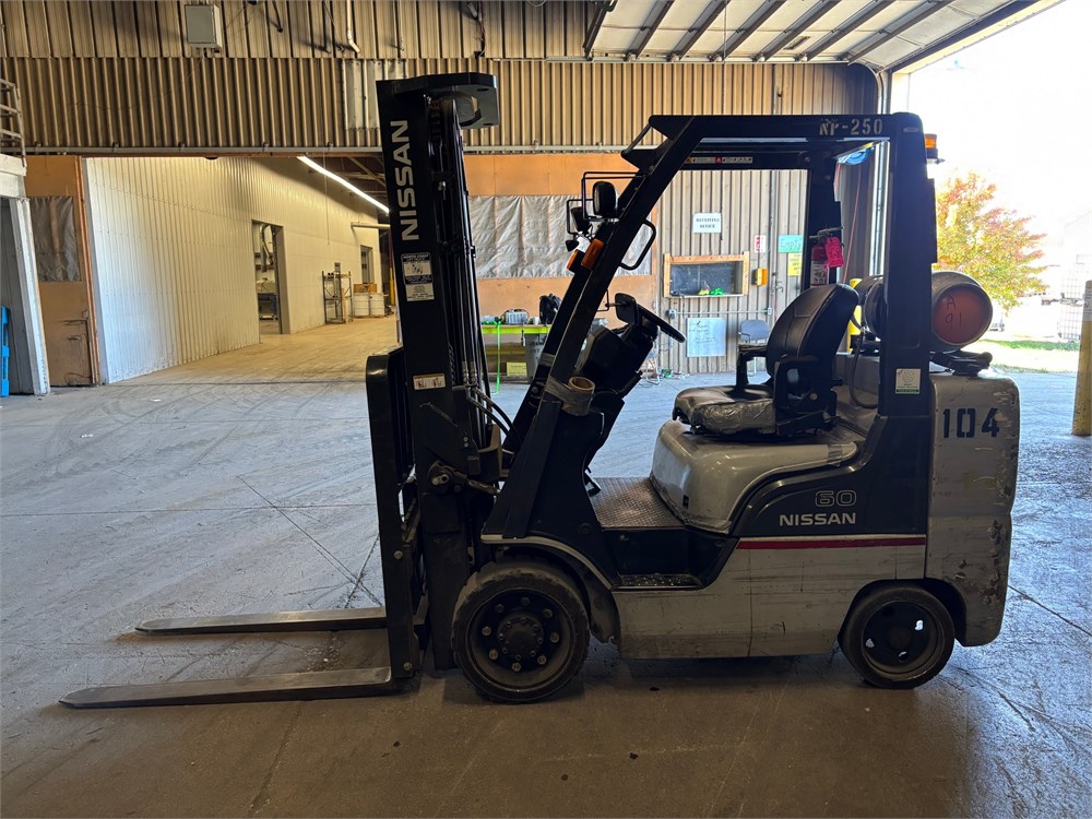 Nissan "MCU1F2A30LV" Forklift