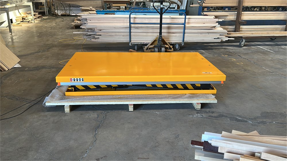Sta-Scissor Pro "SJG-4" Lift Table