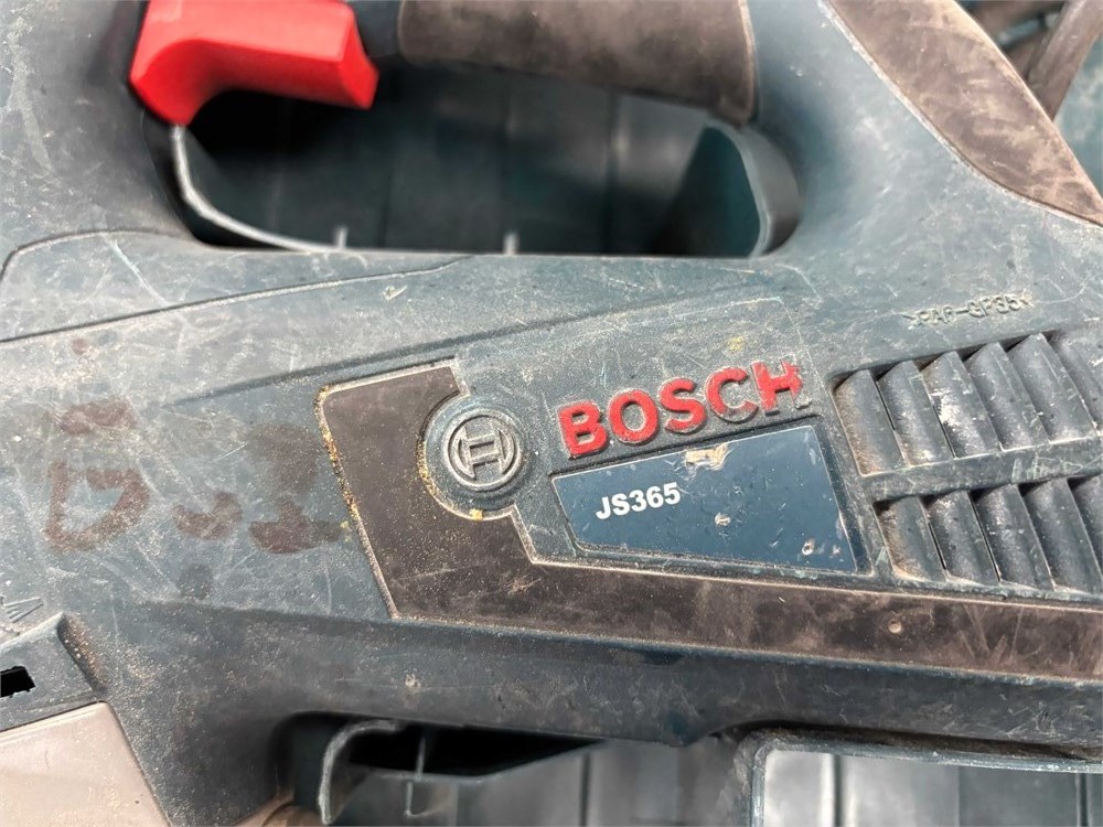 Assorted Bosch & Porter-Cable Power Tools