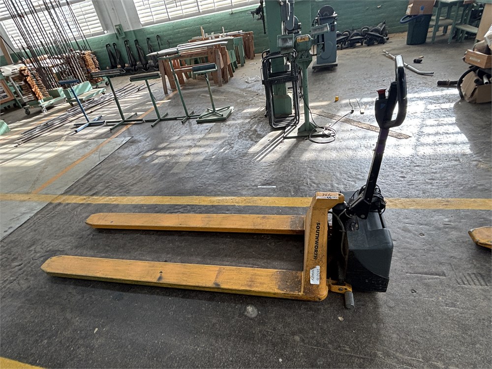 Southworth "PT-33-EX" Powered Pallet Jack