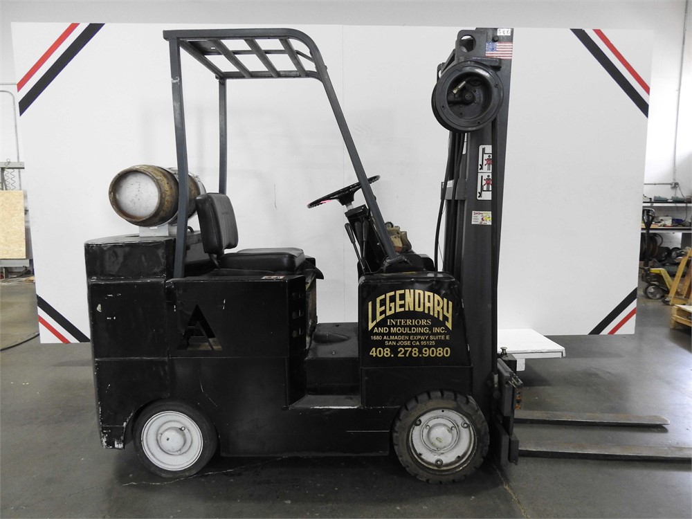 LP "ACC 4S-PS" Industrial Forklift, Propane