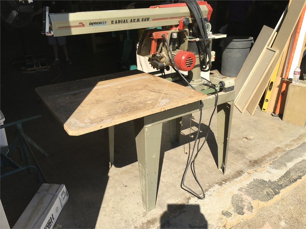 OMGA Radial Arm Saw