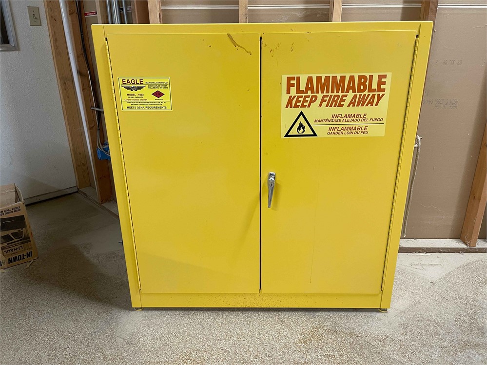 Eagle "1932" Flammable Storage Cabinet
