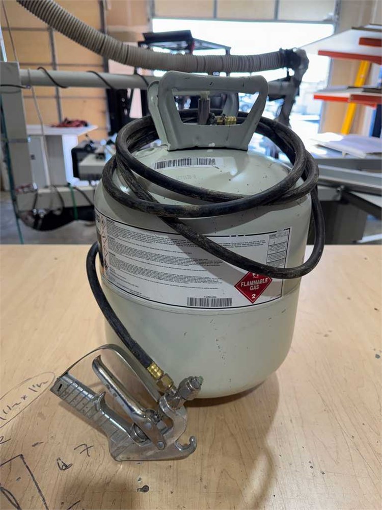 Formica Glue Spray Canister and Gun