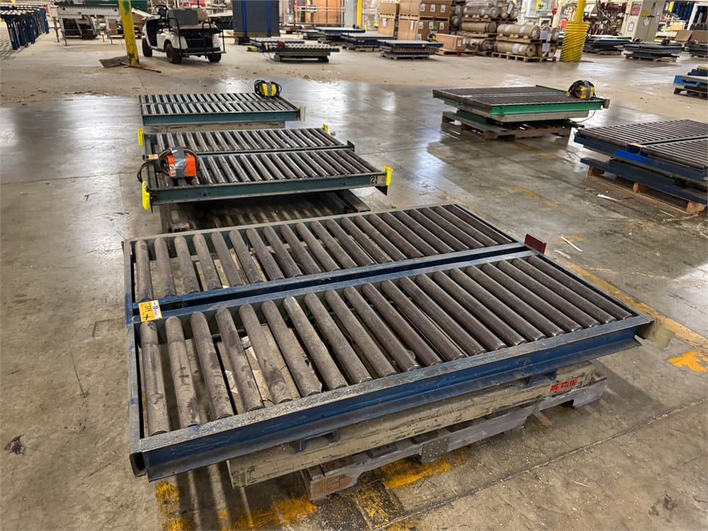 Lift Table with Conveyor