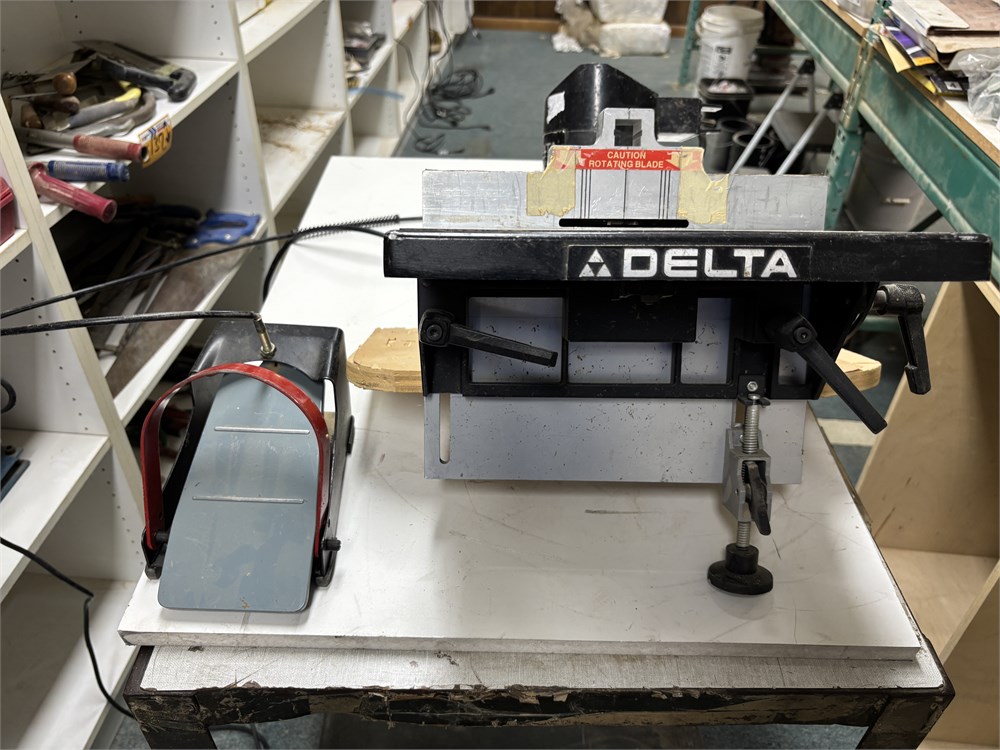 Delta "32-100" Plate Joiner