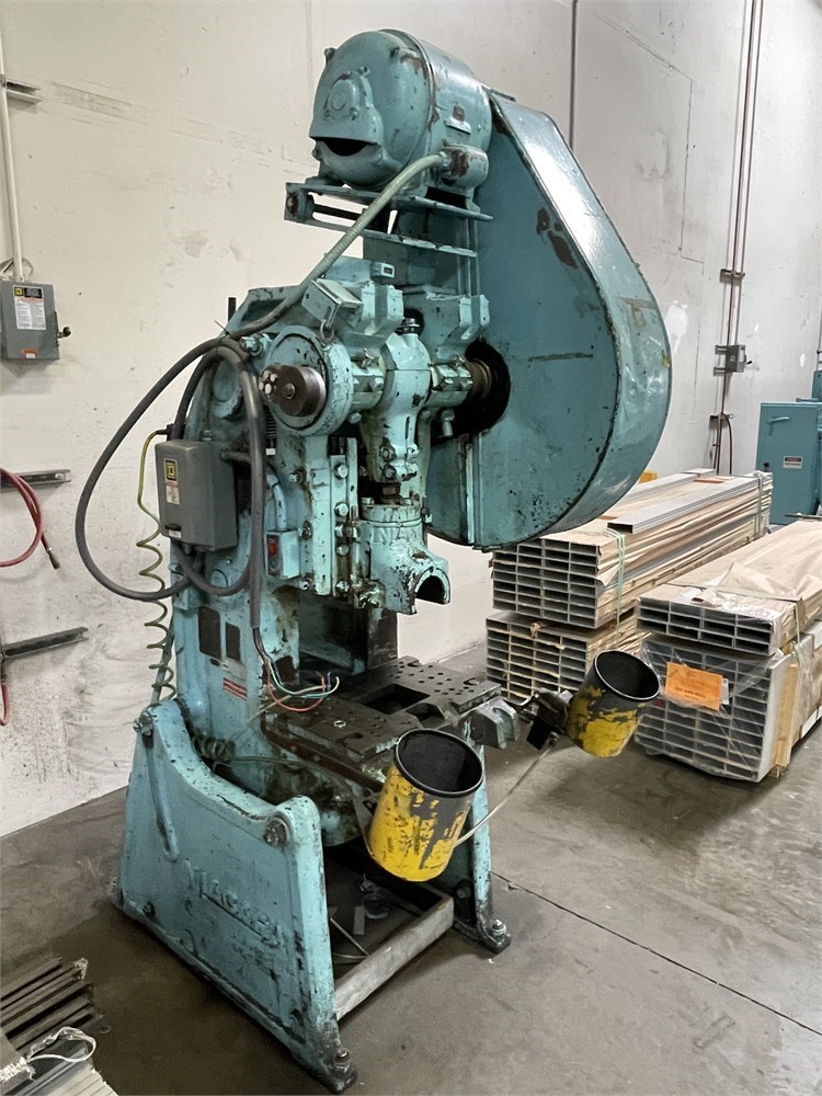 Niagra "A2-1/2" Punch Press